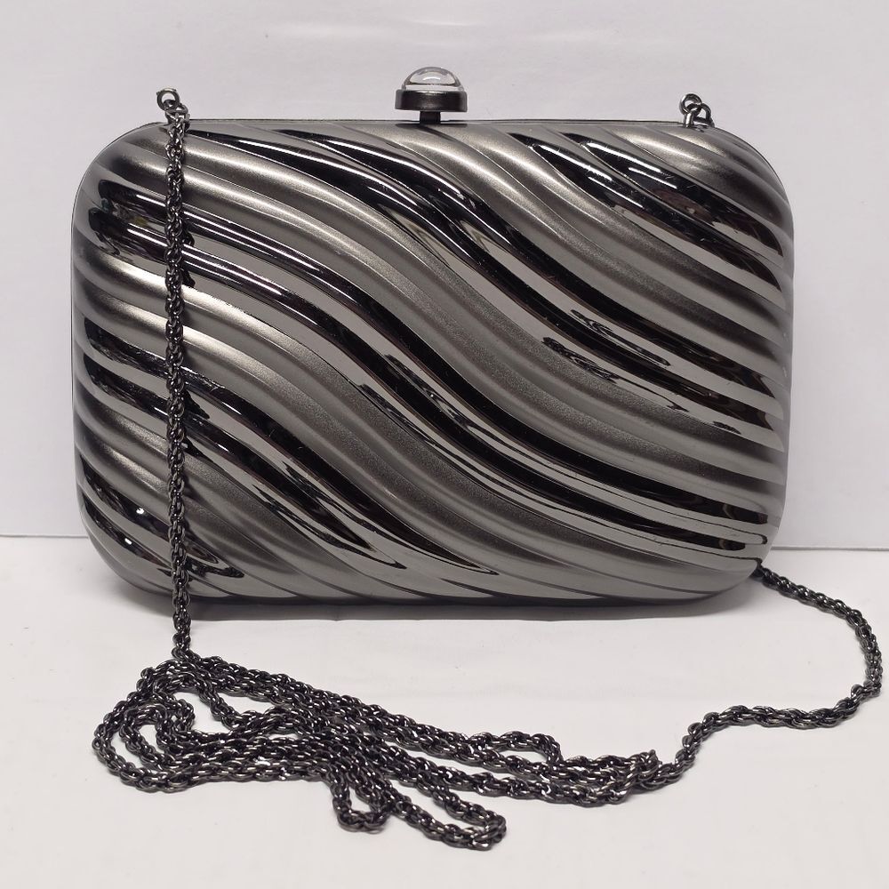 La Regale Metal Hard Case Box Clutch With Chain Shoulder Bag Silver Gunmetal